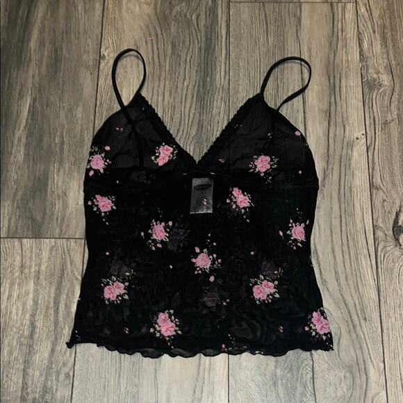 Old Navy Black Lace Camisole with Pink Floral Design Size Small - Picture 1 of 5